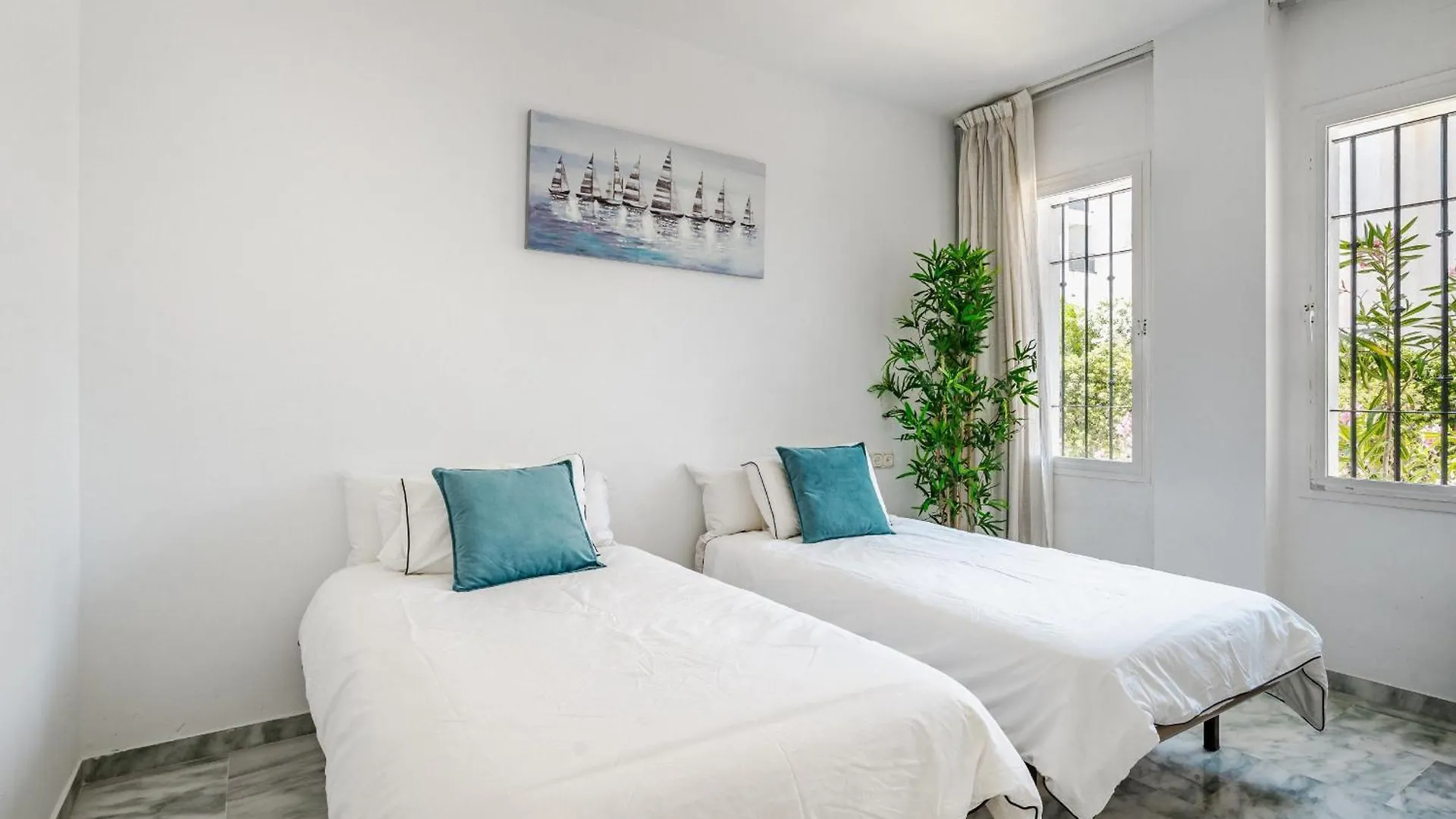 41 Front Row Beach Panoramic Sea View In Estepona Apartment Spain