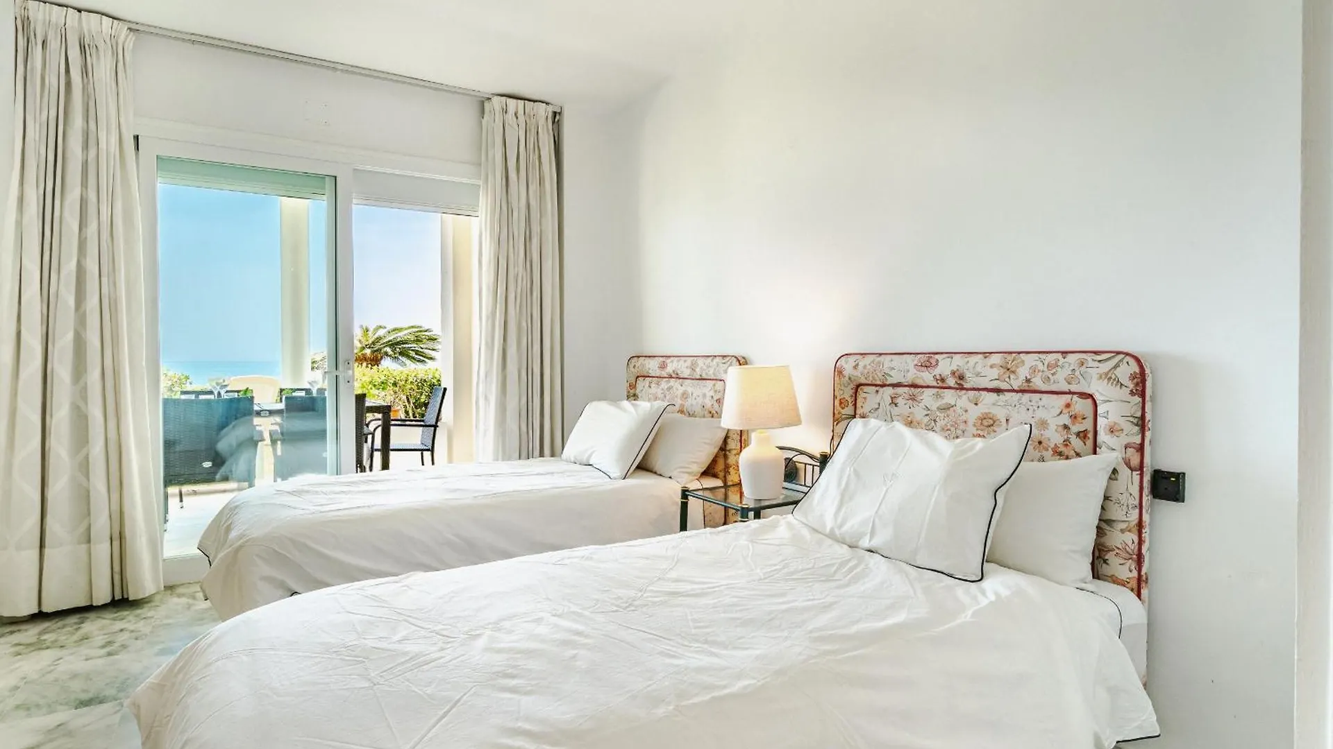 41 Front Row Beach Panoramic Sea View In Estepona Apartment Spain